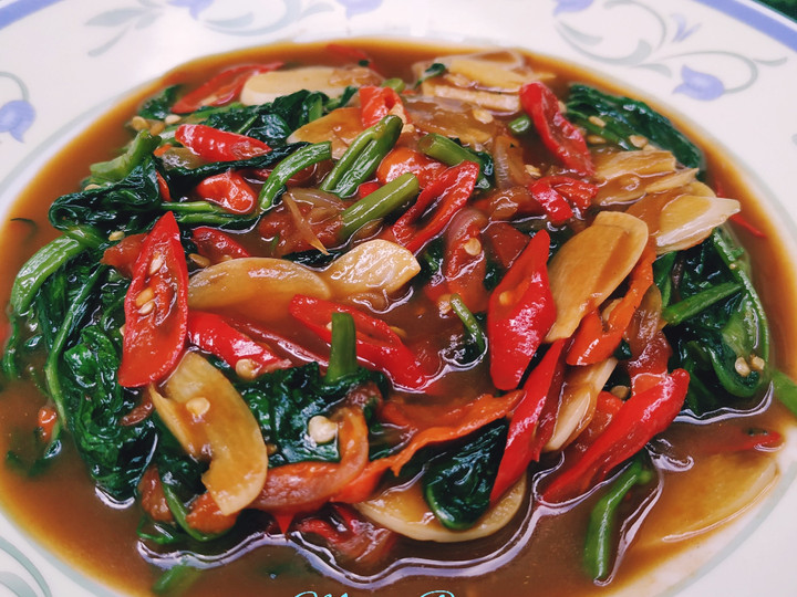 Bagaimana Menyiapkan Tumis Kangkung Saori Anti Gagal