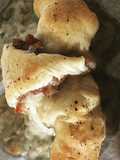 Cornetto salsiccia formaggio