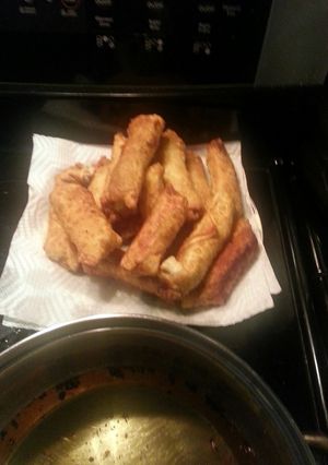 A picture of pork and shrimp egg rolls.