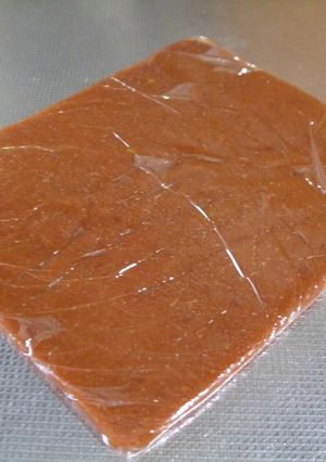 A picture of Caramel Flavored Fold-in Sheet (For Bread).