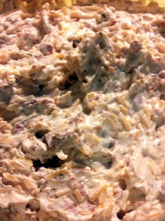 A picture of Chedder bacon ranch dip.