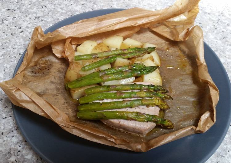 Steps to Prepare Any-night-of-the-week Tuna with veggies in parchment paper