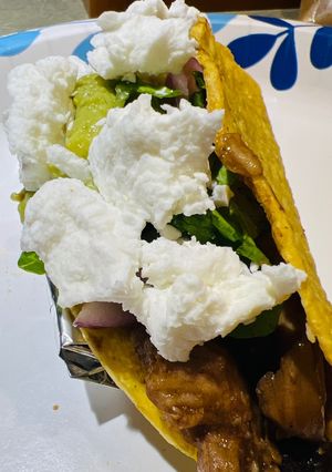 A picture of Goat Cheese Spicy Chicken Tacos 🌮.