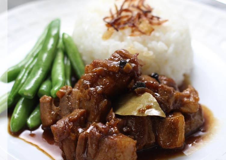 Simple Way to Make Any-night-of-the-week Taste of the Philippines: Pork Belly Adobo