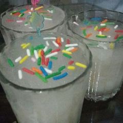 A picture of Litchi Icecream.