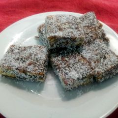 A picture of Mom's date squares.