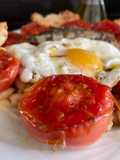 Arengada(sardina salada)huevo, tomate de rama y judías blanca