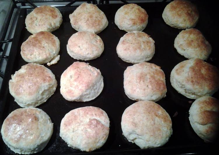 Simple Way to Make Perfect FEATHER LIGHT SCONES