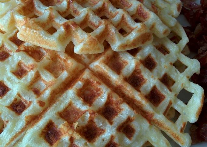 Simple Way to Make Favorite Cheese Waffle