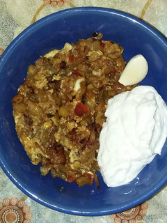 عکسی از دستور بَویجک (بادمجان وتخم مرغ)