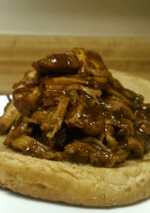 A picture of Shredded Stout BBQ Chicken.