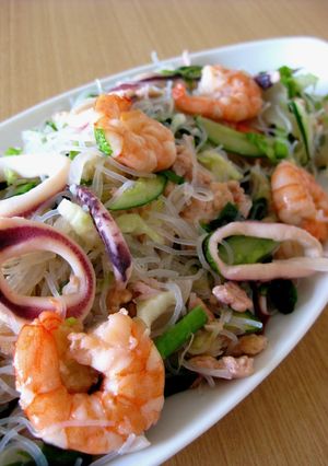 A picture of Thai-style Cellophane Noodle Salad.