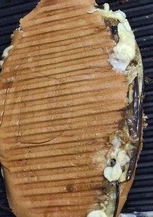 Una foto de Sándwich vegetariano con berenjenas