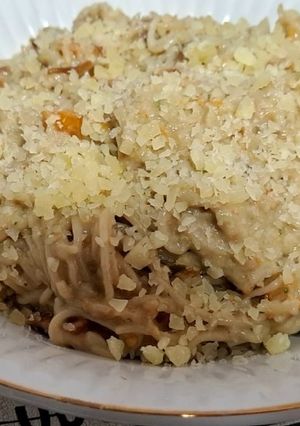 Una foto de Fideos niditos con salsa de vegetales horneados