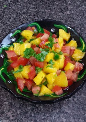 A picture of 😏Easy Peasy Mango Salsa.