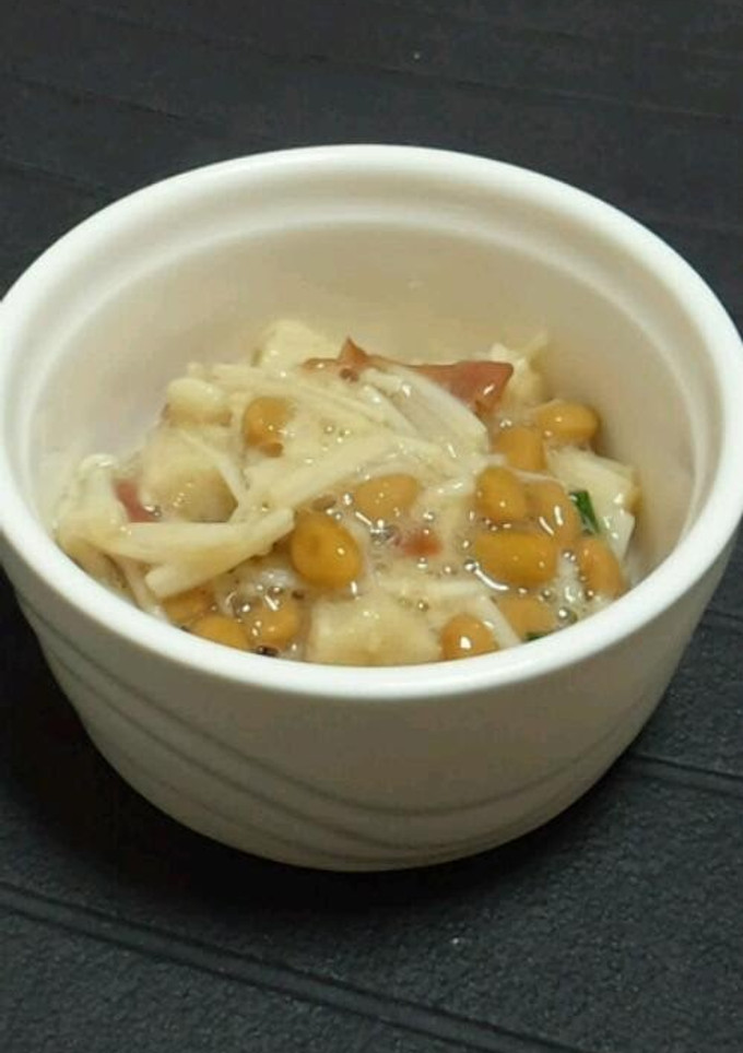 A picture of Enoki Mushrooms and Natto with Umeboshi.
