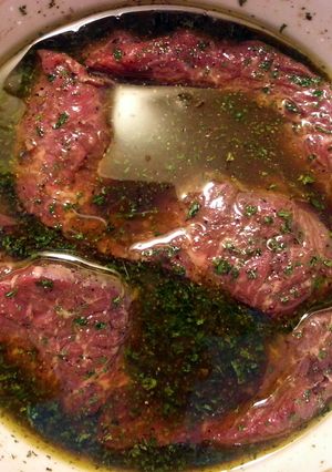 A picture of Steak marinade.