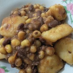 A picture of Stewed Githeri.