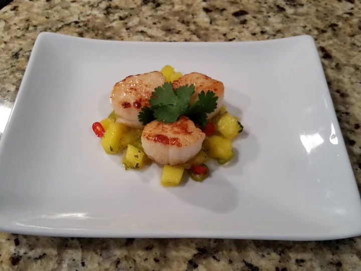 Simple Way Prepare Recipe Seared Scallops with a spicy Mango salsa that is Delicious, Perfect}