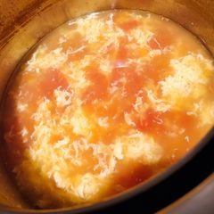A picture of Tomato Egg Drop Soup.