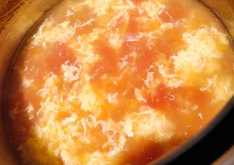 Tomato Egg Drop Soup