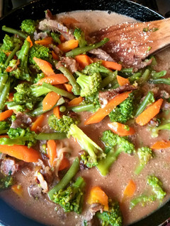 Una foto de Fajitas de carne con verduras, ¡!😋