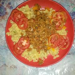 A picture of Macaroni and Scrambled Egg.