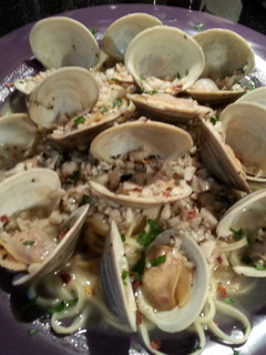 A picture of Linguine Vongole (Linguine with fresh Clam Sauce).