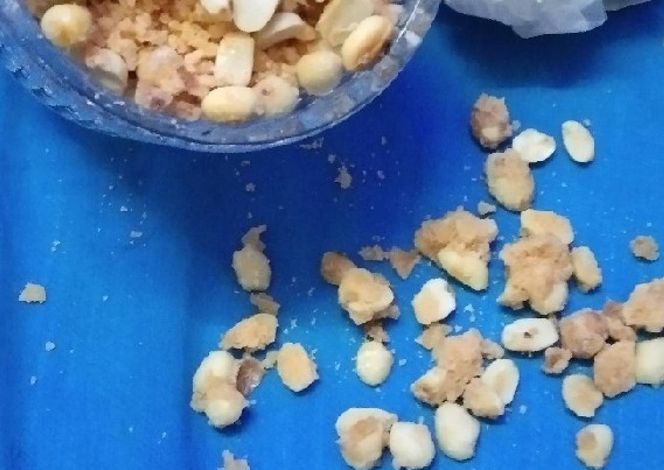 Butterscotch peanuts