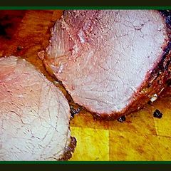 Tex's Classic British Sunday Roast with a Mustard Glaze 🇬🇧🐮 A picture of Tex's Classic British Sunday Roast with a Mustard Glaze 🇬🇧🐮.