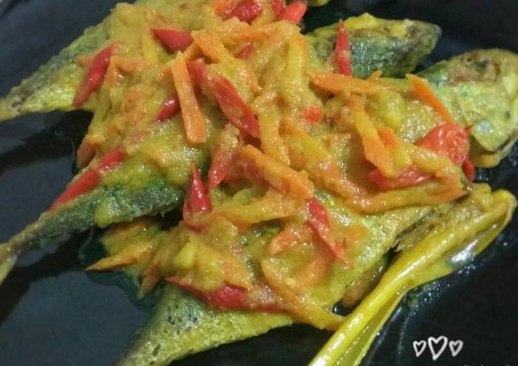 Ikan Kembung Acar Bumbu Kuning π