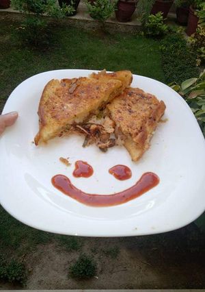 A picture of Chicken cheese sandwich.