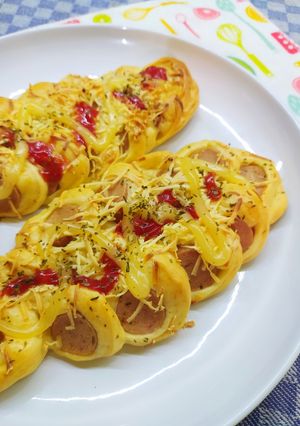 Foto resep 🧡 Caterpillar Bread ~