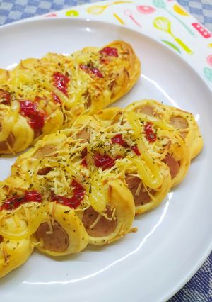 Foto resep 🧡 Caterpillar Bread ~