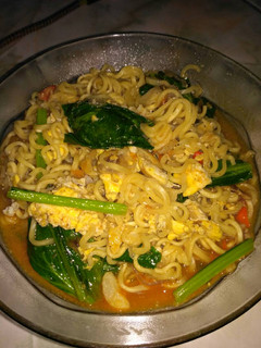 Foto resep Mie kuah pedes nampol