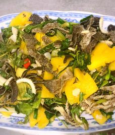 sách bò xào dứa