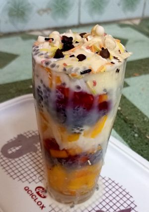 મેંગો મસ્તાની ફાલુદા વીથ આઈસ્ક્રીમ (Mango Mastani Falooda with icecream Recipe) રેસીપી મુખ્ય ફોટો