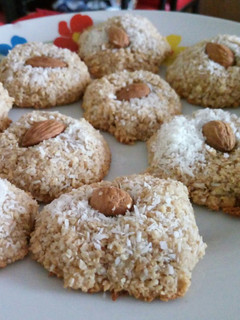 Una foto de Galletas de coco y avena