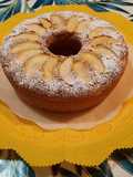 Ciambella alle mele, limone e yogurt