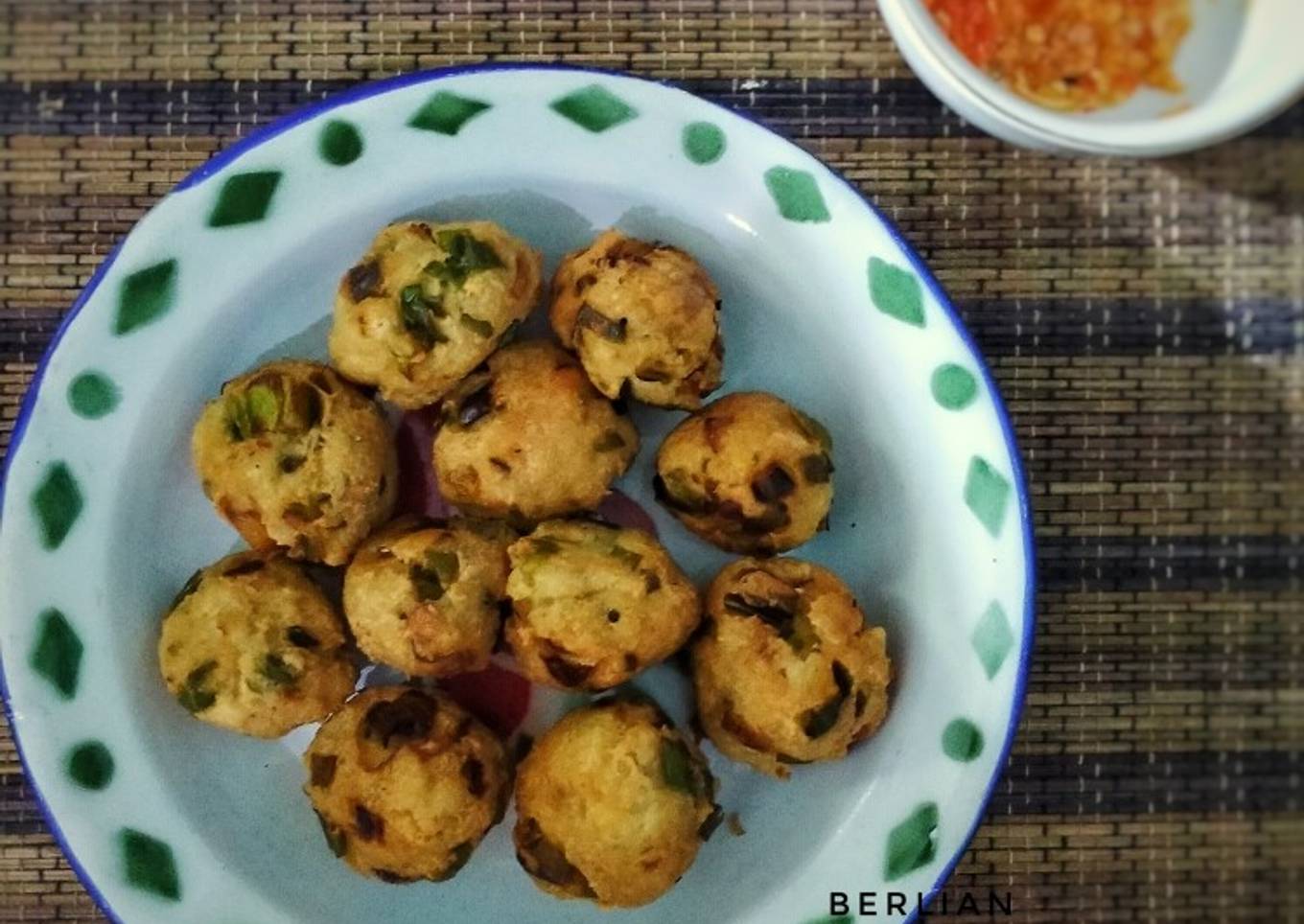 Bola- Bola Tahu