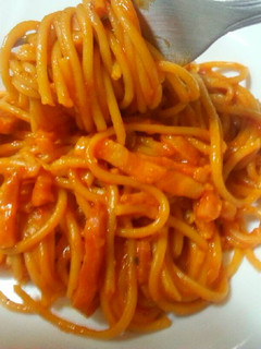 Una foto de Spaghettis a la boloñesa de bacon