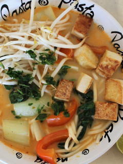 A picture of Thai Red Curry Noodle Soup with Crispy Tofu.