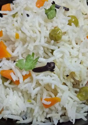 A picture of Simple carrot peas pulao.