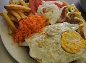 Una foto de Chivito al plato
