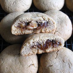 A picture of Dates & Walnuts Stuffed Coffee Cookies.