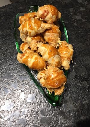 Une photo de Minis croissants jambon-gruyère