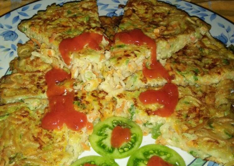 Resep omelet labu siem mie wortel yang Lezat