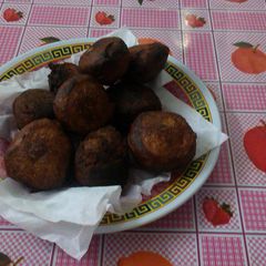 A picture of Wheat and Banana fritters /BONDAS.