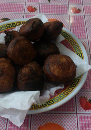 A picture of Wheat and Banana fritters /BONDAS.