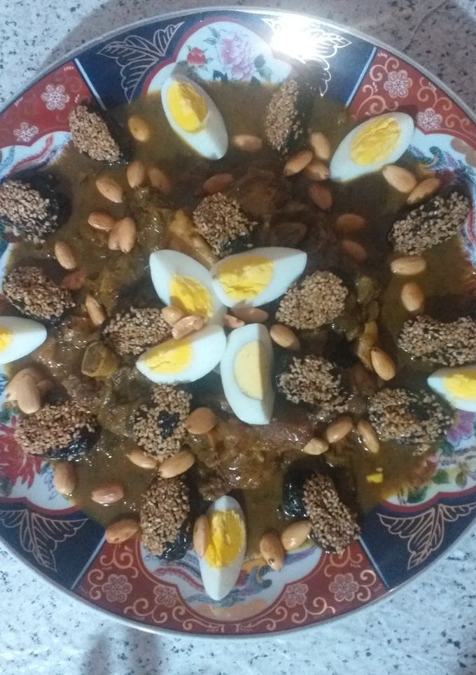 صورة لوصفة طجين باللحم الجذع